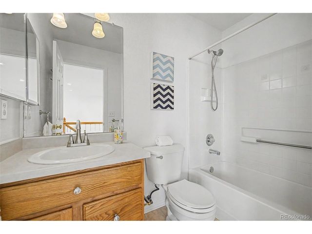 9917 Aftonwood St, Highlands Ranch, CO 80126