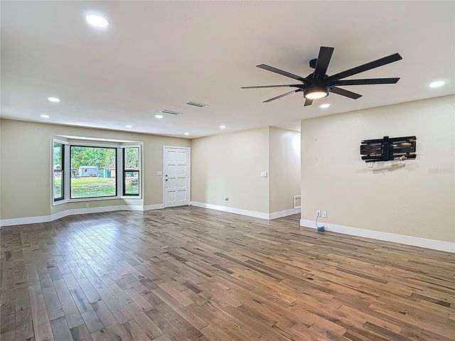 216 CORBETT ROAD, Lithia, FL 33547