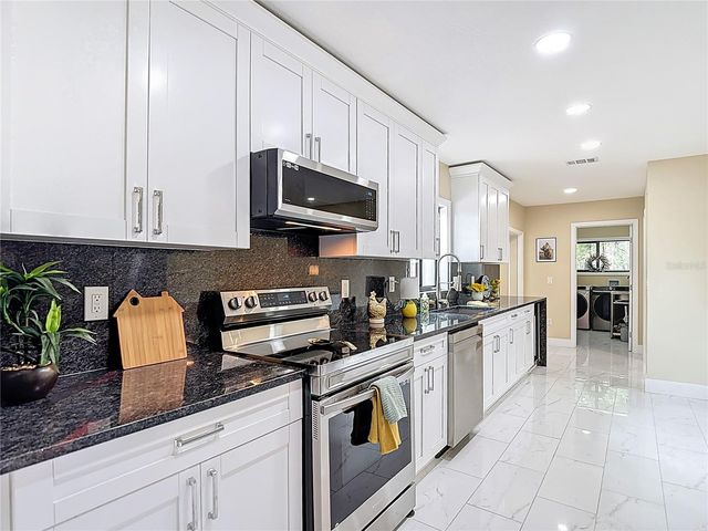 216 CORBETT ROAD, Lithia, FL 33547