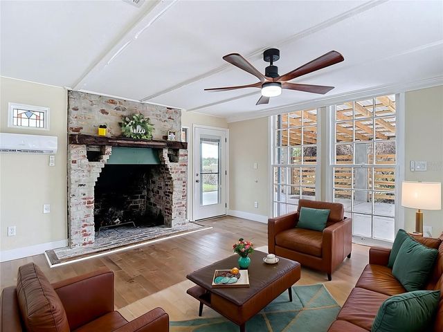 216 CORBETT ROAD, Lithia, FL 33547