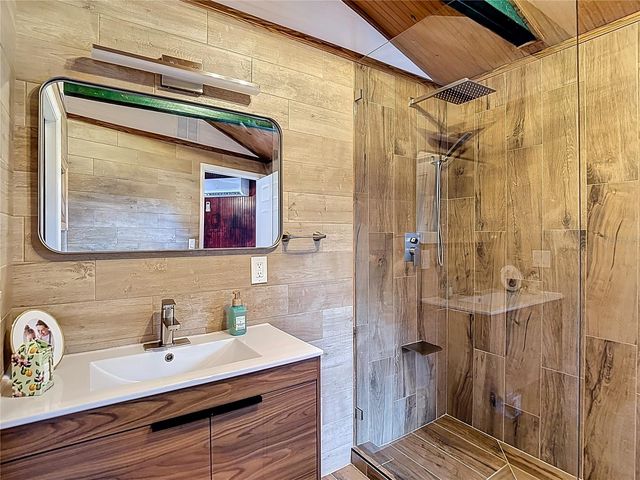 216 CORBETT ROAD, Lithia, FL 33547