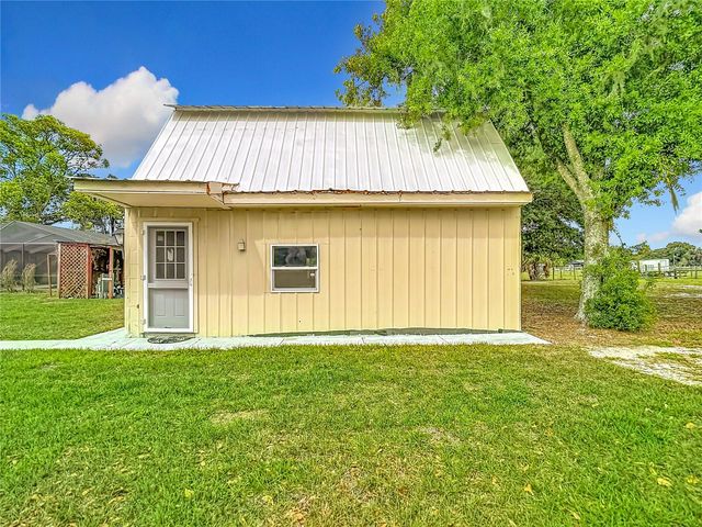 216 CORBETT ROAD, Lithia, FL 33547