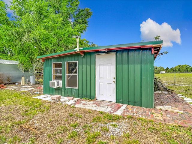 216 CORBETT ROAD, Lithia, FL 33547