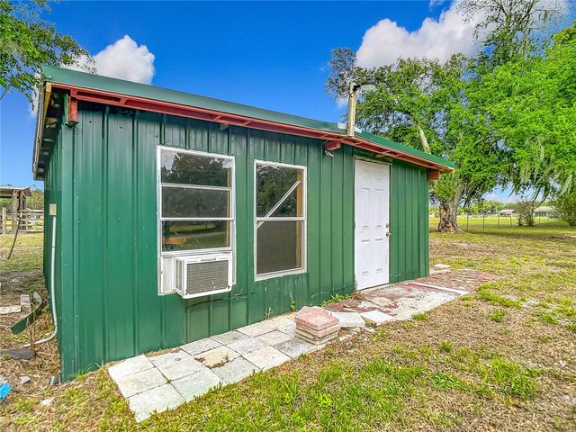 216 CORBETT ROAD, Lithia, FL 33547