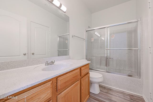 8940 W Olive Avenue Unit 70, Peoria, AZ 85345