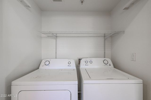 8940 W Olive Avenue Unit 70, Peoria, AZ 85345