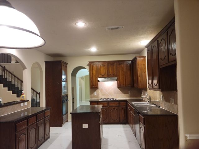 11134 Sheldon Bend Drive, Richmond, TX 77406