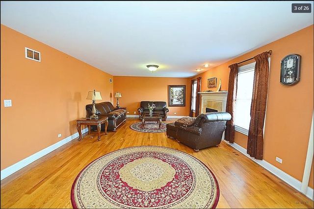 270 E Armitage Avenue, Addison, IL 60101