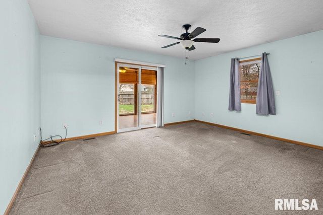 304 7TH Street, Hampton, IL 61244