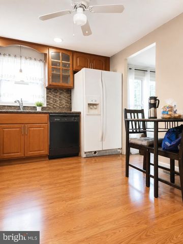 103 NIAGARA LN, Willingboro, NJ 08046
