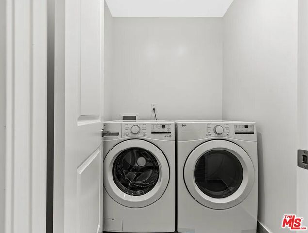 1913 N Manning Street 101, Burbank, CA 91505