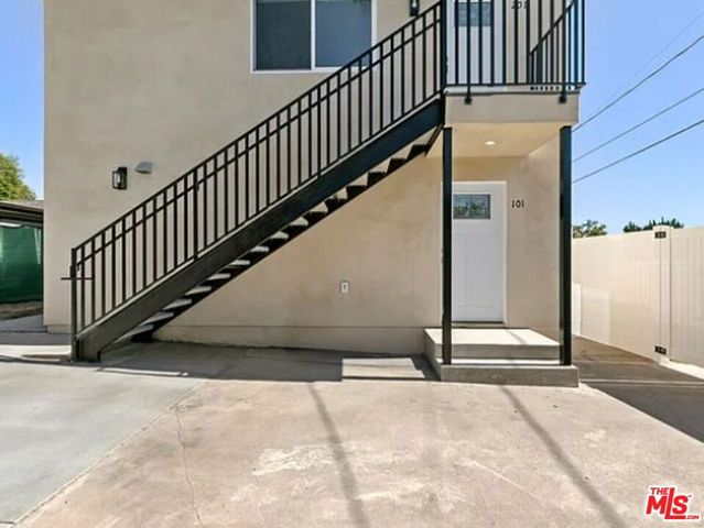 1913 N Manning Street 101, Burbank, CA 91505