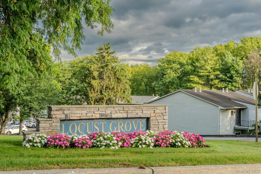 8 Ivy Court B, Fishkill, NY 12524