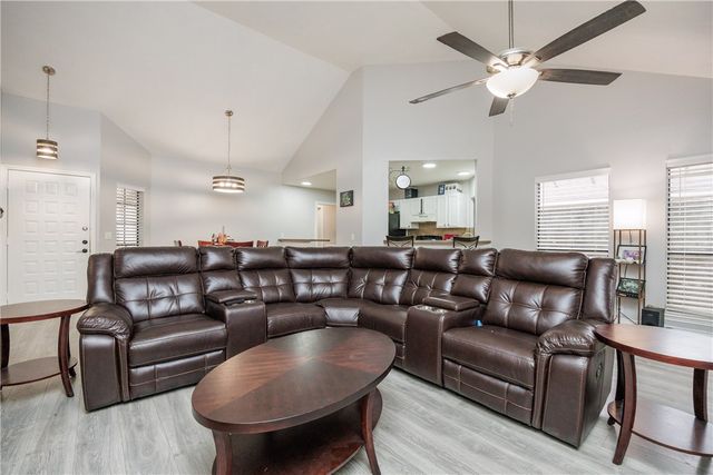 7122 Brookedge, Corpus Christi, TX 78414