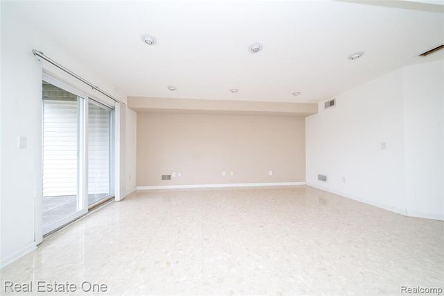 24099 Tana Court, Farmington, MI 48335