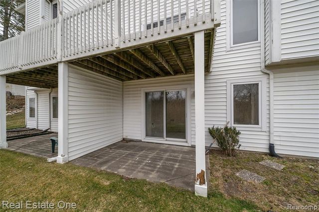 24099 Tana Court, Farmington, MI 48335