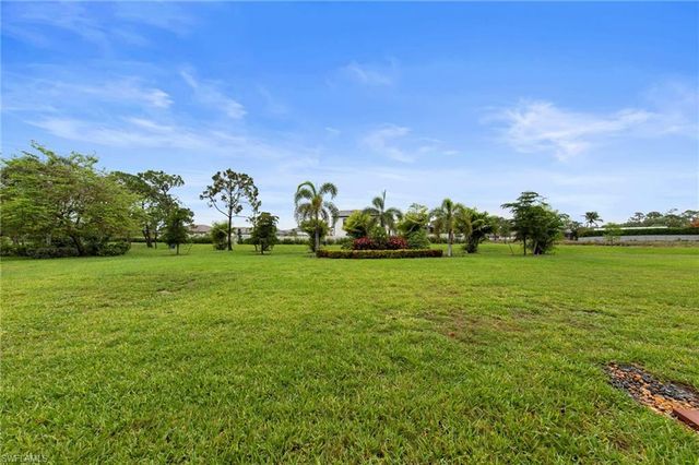 25808 Cockleshell DR 114, Bonita Springs, FL 34135