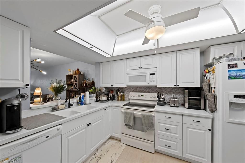 25808 Cockleshell DR 114, BONITA SPRINGS, FL 34135 — photo 3