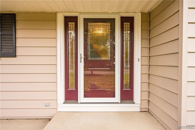 4815 Crestwood Drive, Hamburg, NY 14075