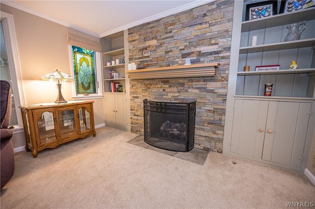 4815 Crestwood Drive, Hamburg, NY 14075