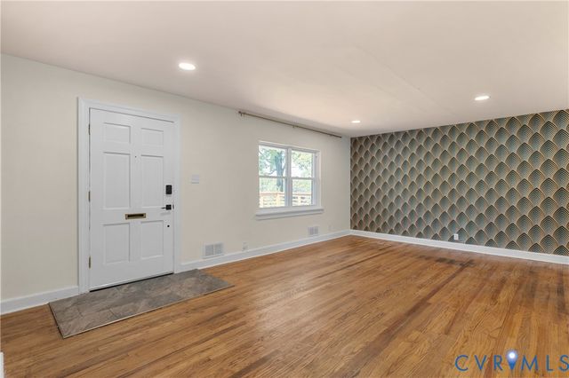 4825 Brook Rd, Richmond, VA 23227