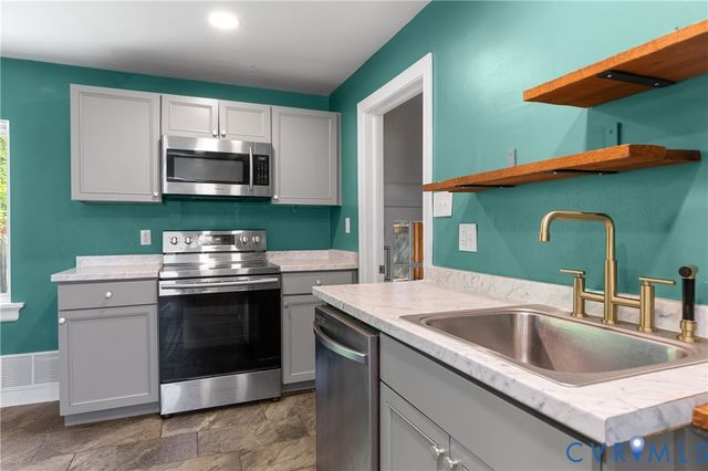 4825 Brook Rd, Richmond, VA 23227