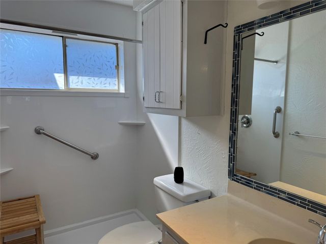 221 Stowaway CV A, Lakeway, TX 78734