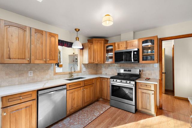 319 Michele Avenue, Crown Point, IN 46307