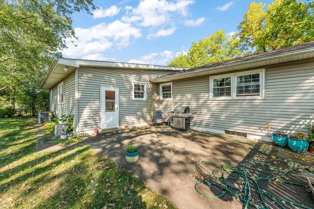319 Michele Avenue, Crown Point, IN 46307