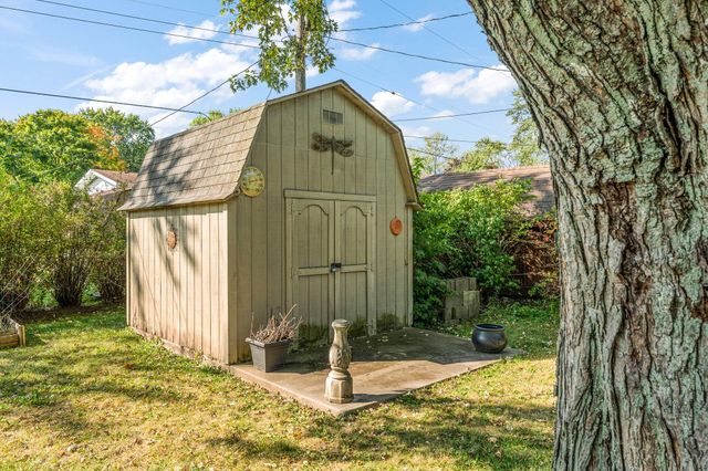 319 Michele Avenue, Crown Point, IN 46307