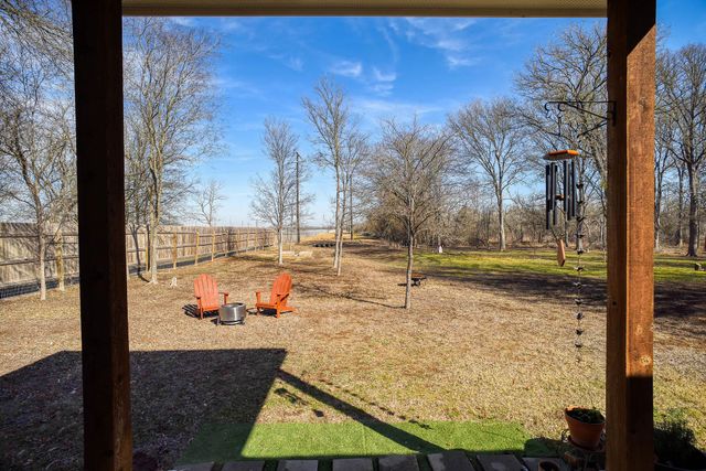 338 W Keanahalululu LN, Bastrop, TX 78602