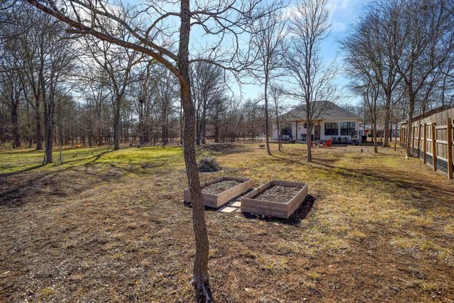 338 W Keanahalululu LN, Bastrop, TX 78602