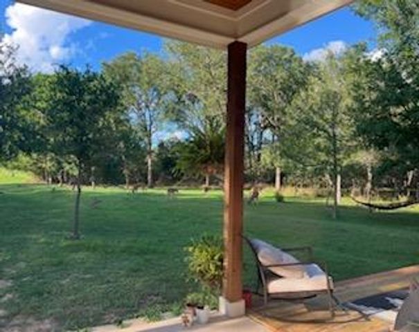 338 W Keanahalululu LN, Bastrop, TX 78602