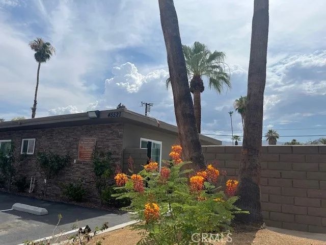 45521 Sunset Lane 9, Palm Desert, CA 92260