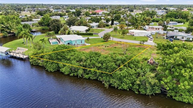 213 WATERWAY CIRCLE NE, Port Charlotte, FL 33952