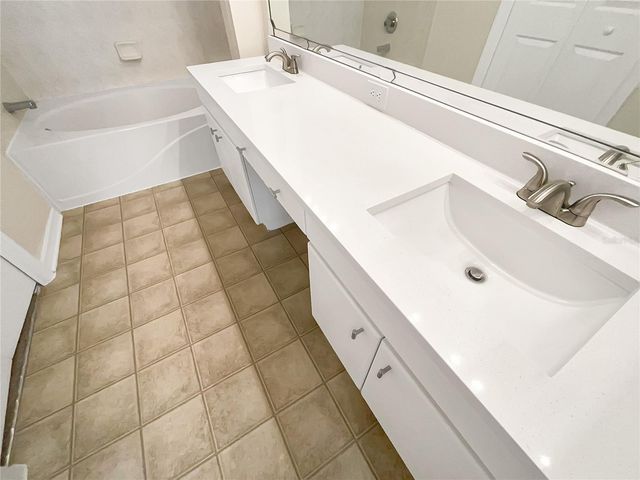 4812 COPPER CANYON BOULEVARD, Valrico, FL 33594