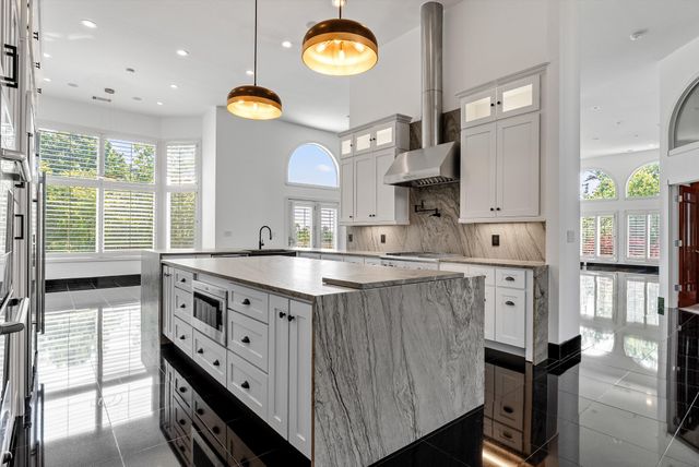 720 Valhalla Ln, Brentwood, TN 37027