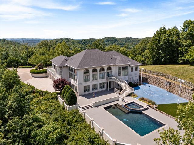 720 Valhalla Ln, Brentwood, TN 37027