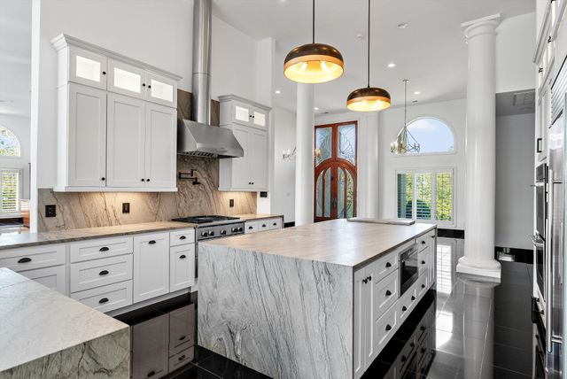 720 Valhalla Ln, Brentwood, TN 37027