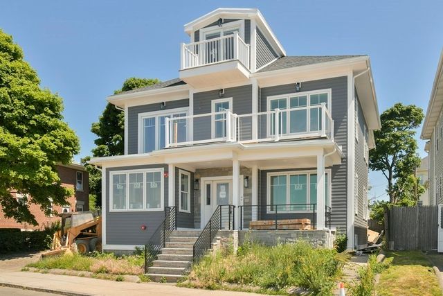 140 Bayswater St 1, Boston, MA 02128