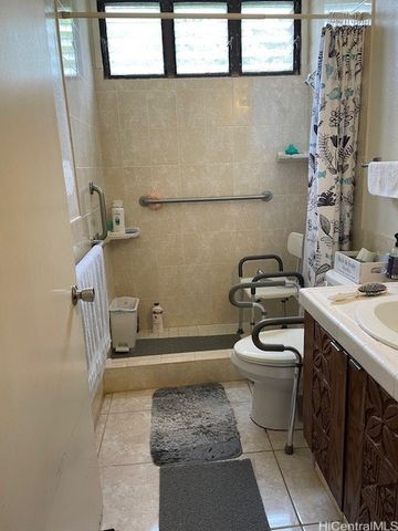 47-166 Wailehua Road, Kaneohe, HI 96744