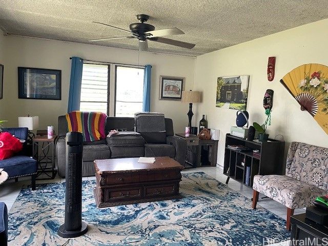 47-166 Wailehua Road, Kaneohe, HI 96744