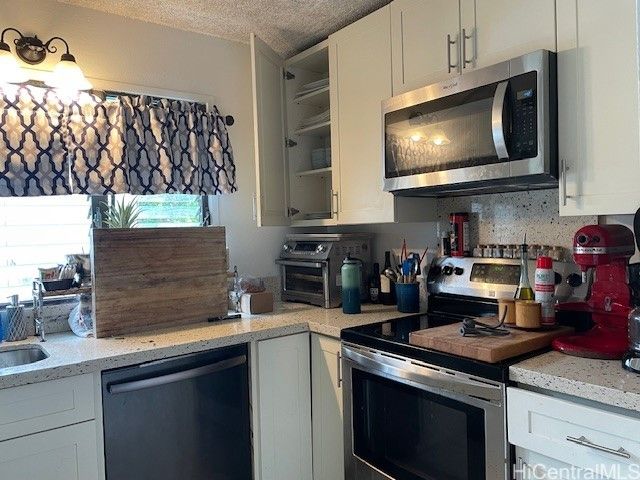 47-166 Wailehua Road, Kaneohe, HI 96744