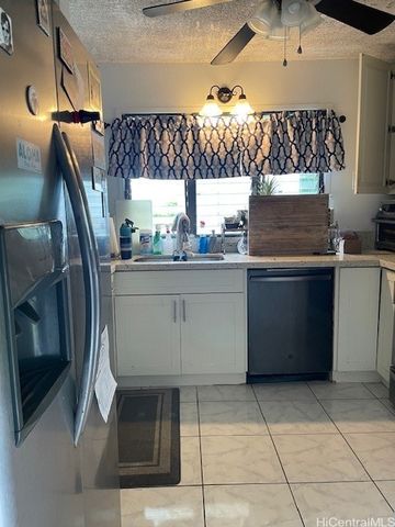 47-166 Wailehua Road, Kaneohe, HI 96744