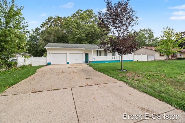 2756 Marquette Avenue, Muskegon, MI 49442