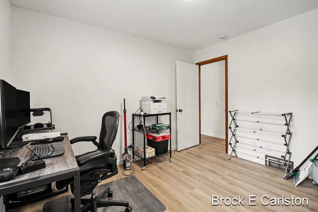 2756 Marquette Avenue, Muskegon, MI 49442