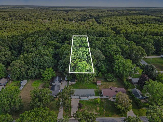 2756 Marquette Avenue, Muskegon, MI 49442