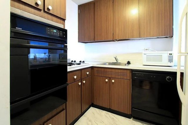 151 Tremont Street 22B, Boston, MA 02111