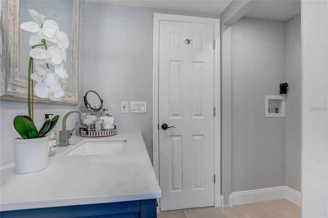 1960 MCKINLEY STREET, Clearwater, FL 33765