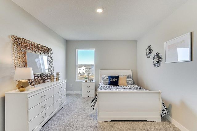 1643 Zumbro Avenue, Shakopee, MN 55379